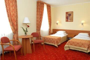 Фото номера Двухместный номер с 2 отдельными кроватями Отель Hotel U Witaszka г. Czosnów 8